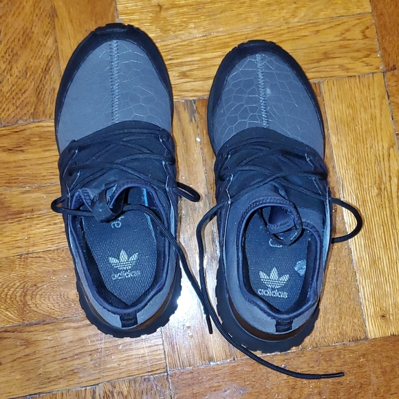 Addidas sneakers - Picture 2 of 3
